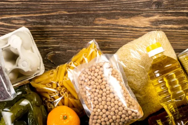 Premierul Ciolacu vrea prelungirea plafonării prețurilor la alimentele de bază și extinderea listei de produse