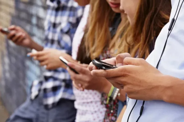 Guvernul a aprobat conectarea la internet de mare viteză și 5G pentru 1000 de localități