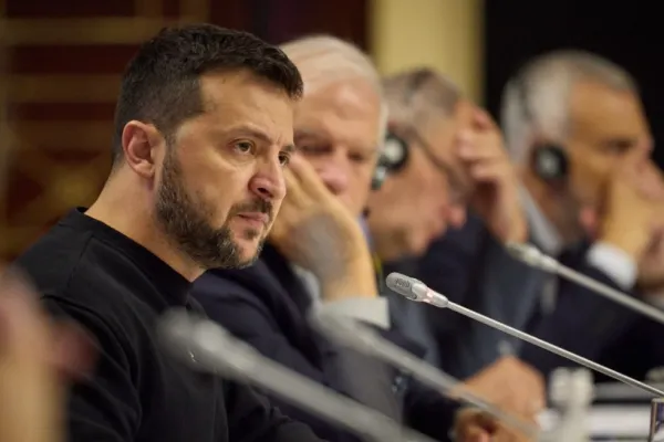 Ucraina se pregătește să înceapă negocierile de aderare la UE în 2023 - Anunțul lui Zelenski după reuniunea istorică de la Kiev