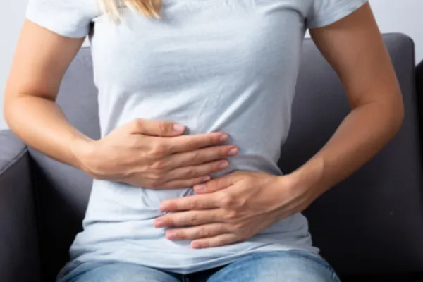 Ce este INTERZIS să mănânci dacă ai probleme la stomac. Alimente pe care trebuie să le eviți dacă suferi de gastrită