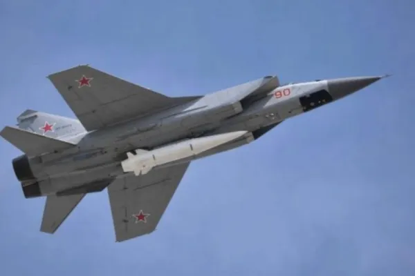 Avioanele cu rachete supersonice ale lui Putin, deasupra Mării Negre: acțiune în forță, patrule permanente