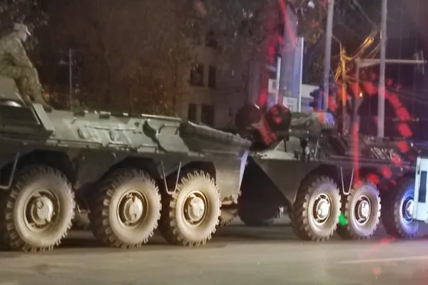 Accident grav, în Iași: un TAB al Armatei Române a făcut zob un autoturism condus de o femeie: o victimă, trafic blocat - FOTO