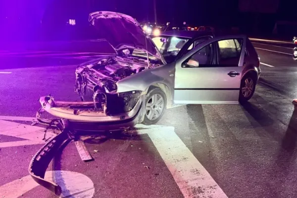 Accident între 3 mașini, la Florești: 5 victime cu traumatisme, duse urgent la spital - Trafic oprit pe DN1