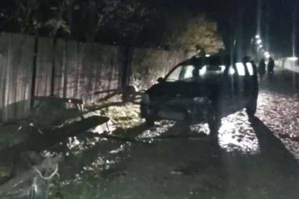 Buzău: Un şofer şi un căruţaş, ambii aflaţi sub influenţa alcoolului, implicaţi într-un accident rutier