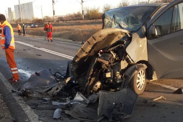 Accident grav la Galați - A fost activat planul roșu de intervenție - Trei persoane au murit și opt sunt grav rănite