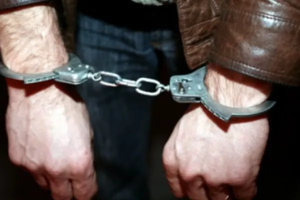 Bărbatul care a lovit intenţionat cu maşina un adolescent pe trecerea de pietoni, reţinut de poliție. Cum s-a produs incidentul