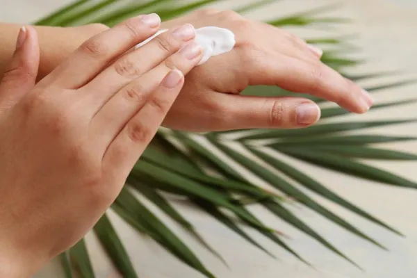 Alimente pe care să le introduci în dietă, pentru o piele sănătoasă. E vital să le consumi