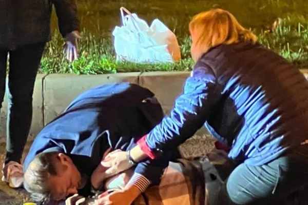 Un deputat de Galați a acordat primul ajutor unor ucraineni grav răniți într-un accident. Politicianul n-a făcut public gestul, a fost recunoscut în poze