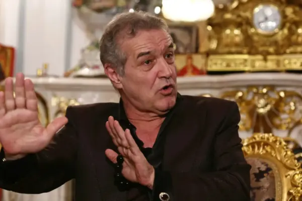 Gigi Becali, implicat din nou într-un accident rutier! Primele imagini de la fața locului