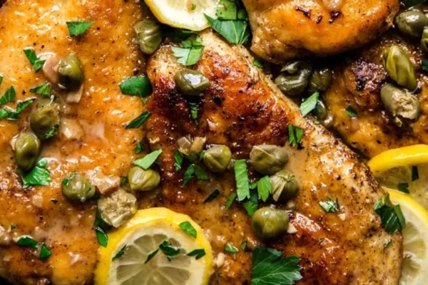 Rețeta de Piccata de pui, rapidă și foarte simplă - Un preparat italian delicios, gata în 30 de minute