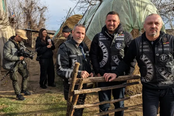 Echipa Realitatea și motocicliștii de la Doomstriker, în prag de Crăciun, s-au dus la familiile care trăiesc de pe o zi pe alta - Mărturiile copiilor la care Moș Crăciun nu ajunge niciodată