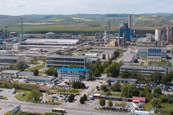 Revoltă în industria chimică: Azomureș a oprit producția în semn de protest față de măsurile guvernanților români