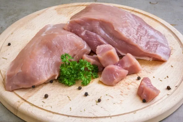 Românii vor mânca de Crăciun carne de porc din Spania, Germania sau Ungaria. Date statistice surprinzătoare de la INS