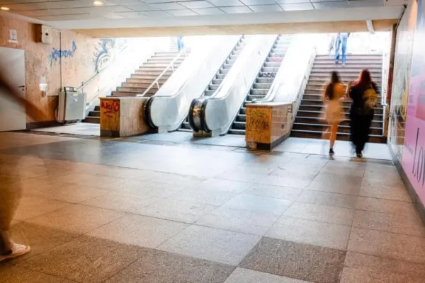 Centrul Capitalei, fără scări rulante. Când vor funcționa cele din pasajul de la Universitate. Anunțul lui Nicușor Dan