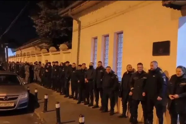 Protest masiv al polițiștilor din pușcării - Amenință că vor lăsa penitenciarele fără pază de Crăciun și Revelion