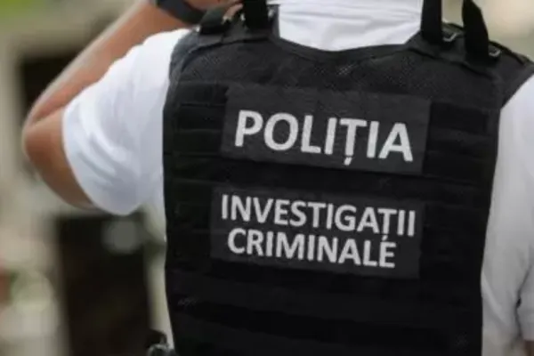 Sute de arme și zeci de proiectile găsite de polițiști, în toată țara, în urma perchezițiilor de vineri