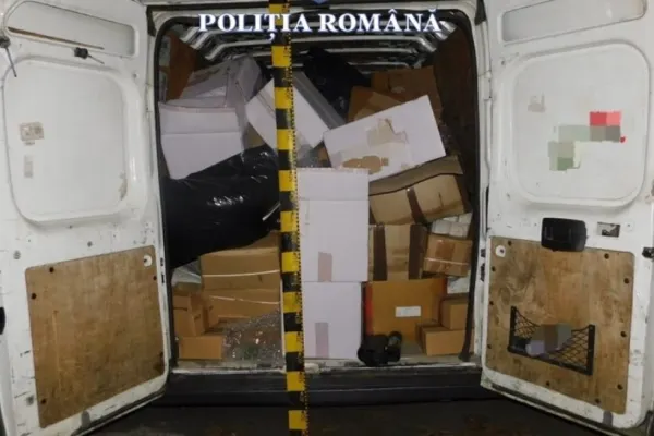 Polițiștii, șocați de descoperirea făcută într-o autoutilitară din Constanța - A fost deschis dosar penal imediat