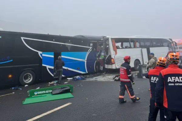 Tragedie în Turcia. Zeci de  morți și răniți în urma unui accident în lanț, imagini de coșmar - FOTOGALERIE