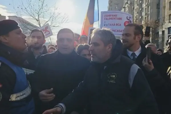 Protestele AUR și REPER în fața sediilor PSD nu sunt autorizate. Ce le-a transmis Jandarmeria celor 2 partide?