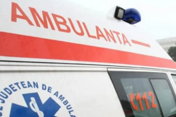 Două persoane au ajuns la spital în urma unui accident pe DN 7, în județul Vâlcea