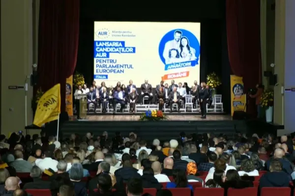 AUR și-a prezentat candidații la alegerile pentru Parlamentul European la Lodi, în Italia