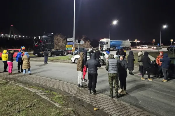 Zeci de șoferi din Constanța, care se îndreptau către proteste, lăsați fără permis de poliție. „Ne-au întins o cursă”. Care este varianta Jandarmeriei