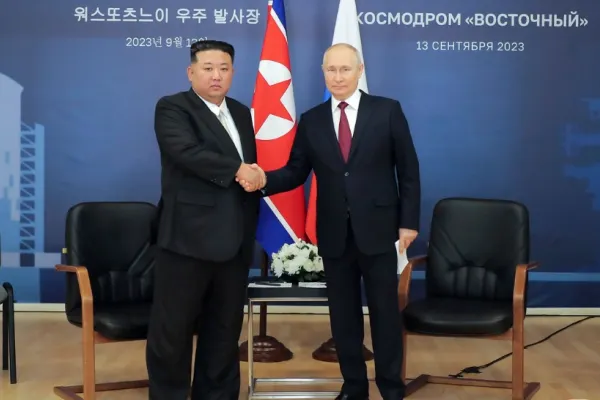 Vizită istorică între prieteni. Vladimir Putin se duce în Coreea de Nord