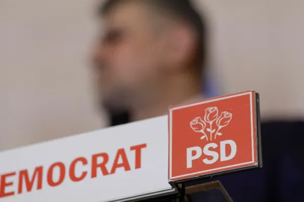 Liderii PSD, reuniți de urgență la Vila Lac. Sunt așteptate decizii privind viitoarea MAJORITATE din Parlament și Guvern, dar și propunerea de PREMIER. Un membru proaspăt reintrat în partid, pasibil de EXCLUDERE