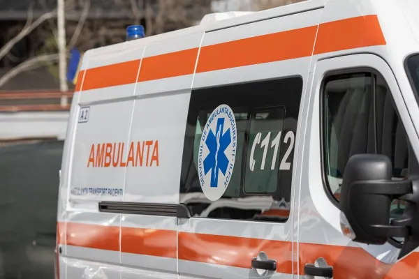 Ambulanțier băut, implicat într-un accident pe Calea Dorobanți! A lovit un pieton care traversa neregulamentar
