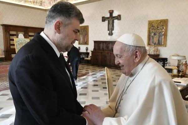 Premierul Marcel Ciolacu a fost primit de Papa Francisc. Ce mesaj de mulțumire i-a transmis șeful guvernului?