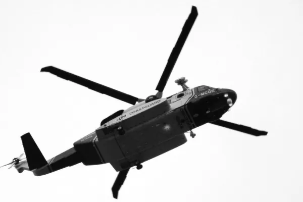 Un mort și 5 răniți după ce un elicopter cu 6 persoane la bord s-a prăbușit în largul coastelor Norvegiei