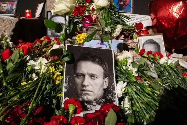 Agențiile funerare din Moscova nu vor să închirieze o mașină pentru a transporta sicriul lui Navalnîi la înmormântarea ce va avea loc de vineri