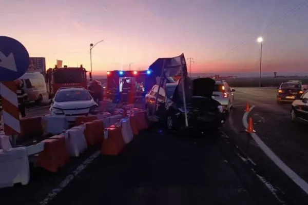 Accident grav pe DN1 soldat cu 9 victime. Una dintre persoane a rămas încarcerată