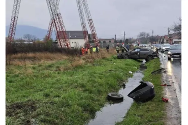Accident teribil în Alba: un tânăr a murit pe loc