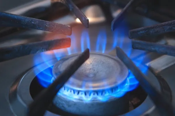 Rusia a început să reducă fluxul de gaze către Europa prin Ucraina. Bulgaria este gata să ajute Moldova cu gaz