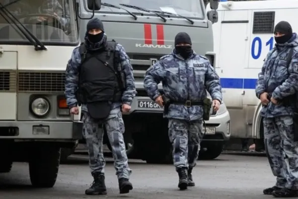 Alertă cu bombă, într-un spital din Moscova: sute de pacienți, evacuați de urgență. Teroarea continuă în inima Rusiei
