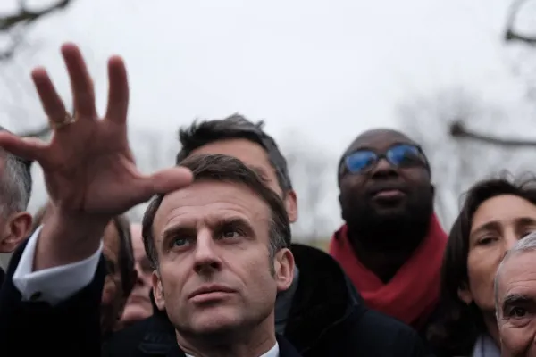 Guvernul francez, DEMIS prin moțiune de cenzură. Una dintre cele mai mari puteri ale Europei, în fața unui haos politic