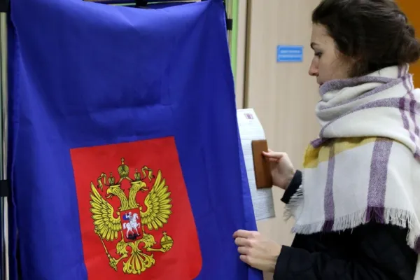 Alegeri Rusia 2024 - Sistemul de vot online s-a defectat vineri. 30% dintre ruşi au participat până în prezent