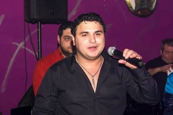 Sorinel Copilul de aur, sechestrat 12 ore la o nuntă! Manelistul, obligat să cântă până la epuizare