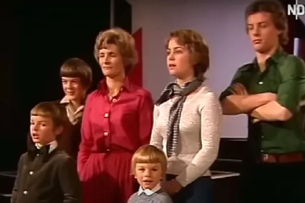 Ursula von der Leyen, CÂNTĂREAȚĂ. Cum arăta șefa Comisiei Europene când visa la o carieră pop- VIDEO