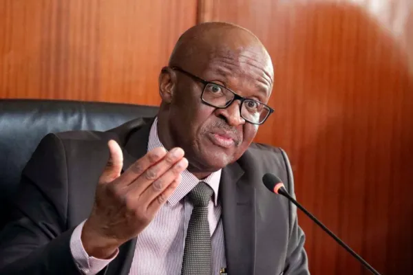 Șeful armatei din Kenya a murit într-un accident de elicopter! Generalul se afla în elicopter alături de alți 11 militari