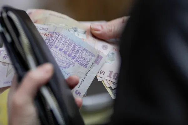 Salariile ar putea fi înghețate până în 2029. Documente consultate de Realitatea PLUS