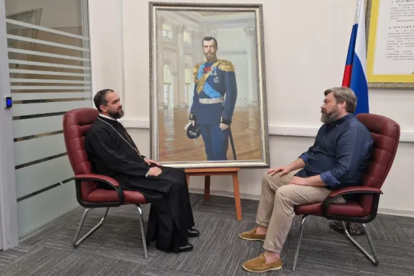 Întâlnirile spectaculoase ale preotului Ciprian Mega la Moscova: fostul președinte Medvedev, filantropul Konstantin Malofeev, președintele Putin