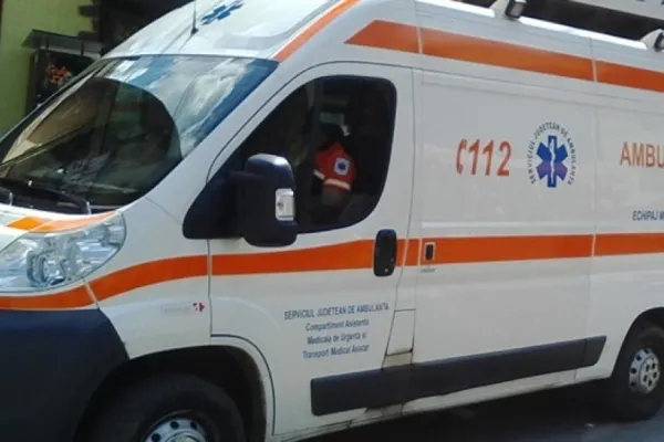Accident grav la Hunedoara: Un tânăr de 21 de ani a murit! Alte patru persoane sunt rănite