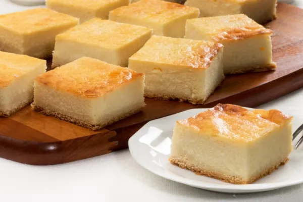 Ghisman. Rețetă de plăcintă dobrogeană cu iaurt. Desert foarte popular, care se prepară din ingrediente simple