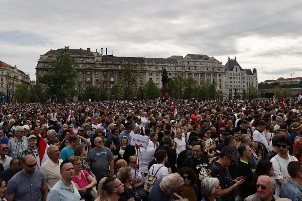 Proteste de amploare la Budapesta. Zeci de mii de susținători ai opoziției au cerut demisia lui Viktor Orban - VIDEO
