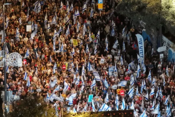 Proteste masive la Ierusalim față de guvernul Netanyahu: zeci de mii de oameni au ieșit în stradă