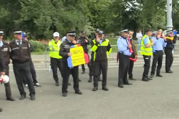 Polițiștii protestează! Alegerile riscă să fie blocate: greve masive la nivel național