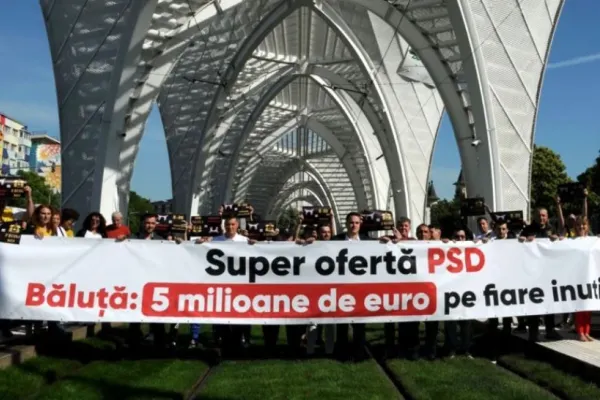 Protest de amploare al AUR la Eroii Revoluției împotriva „gării vieneze” construite de Primăria Sectorului 4. Avocatul Matei Ștefănescu, candidatul AUR la Primăria Sectorului 4, critică investiția inutilă de peste 5 milioane de Euro și propune un proiect
