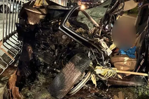 Accident rutier mortal în Italia. Un român a decedat după ce mașina sa s-a izbit de un camion